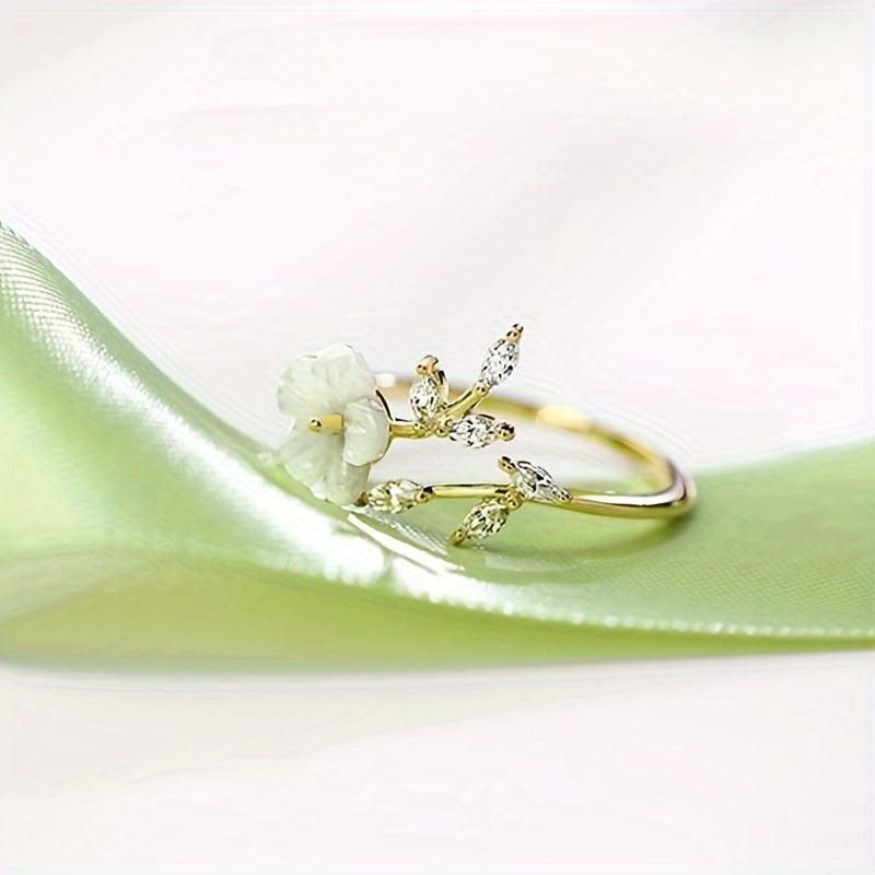 Elegant Blossom Floral Ring – Floral Collection.